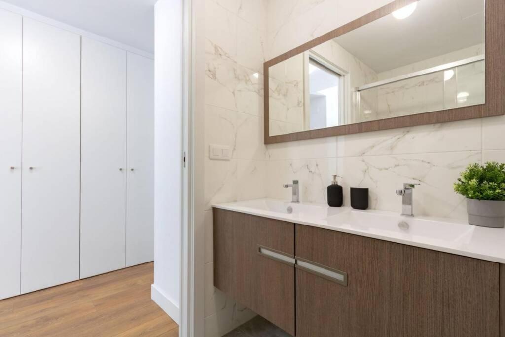 Triana Pages Oasis By Valcambre Appartement Sevilla Buitenkant foto